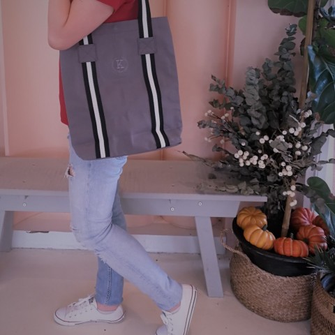 grey bag 1